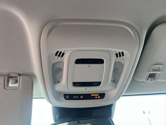 new 2025 Buick Envision car, priced at $39,240