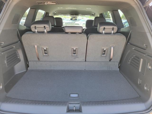 new 2025 GMC Acadia car, priced at $46,600