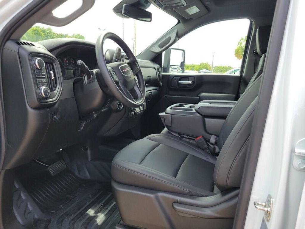 new 2025 GMC Sierra 2500 car, priced at $61,335