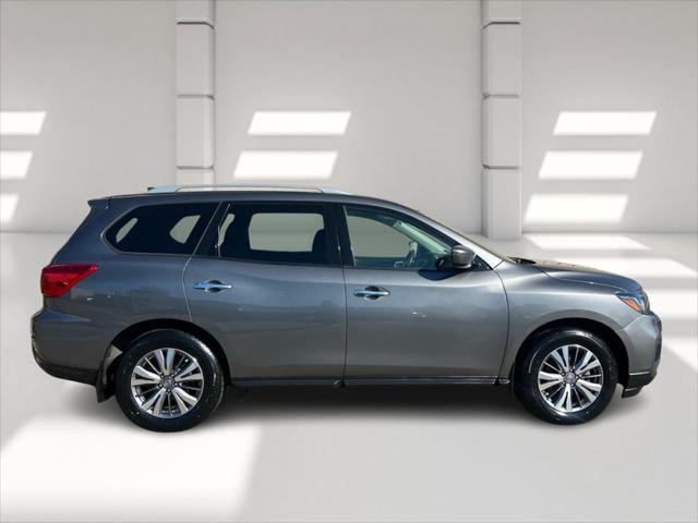 used 2020 Nissan Pathfinder car, priced at $17,295