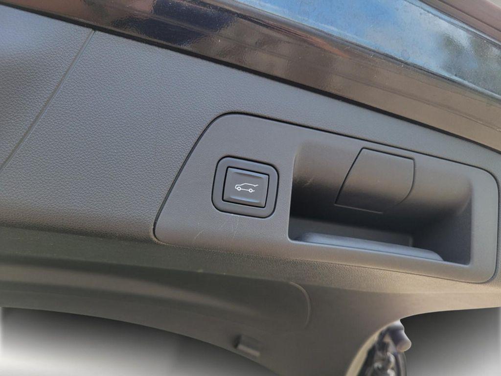 used 2023 Buick Envision car, priced at $27,475