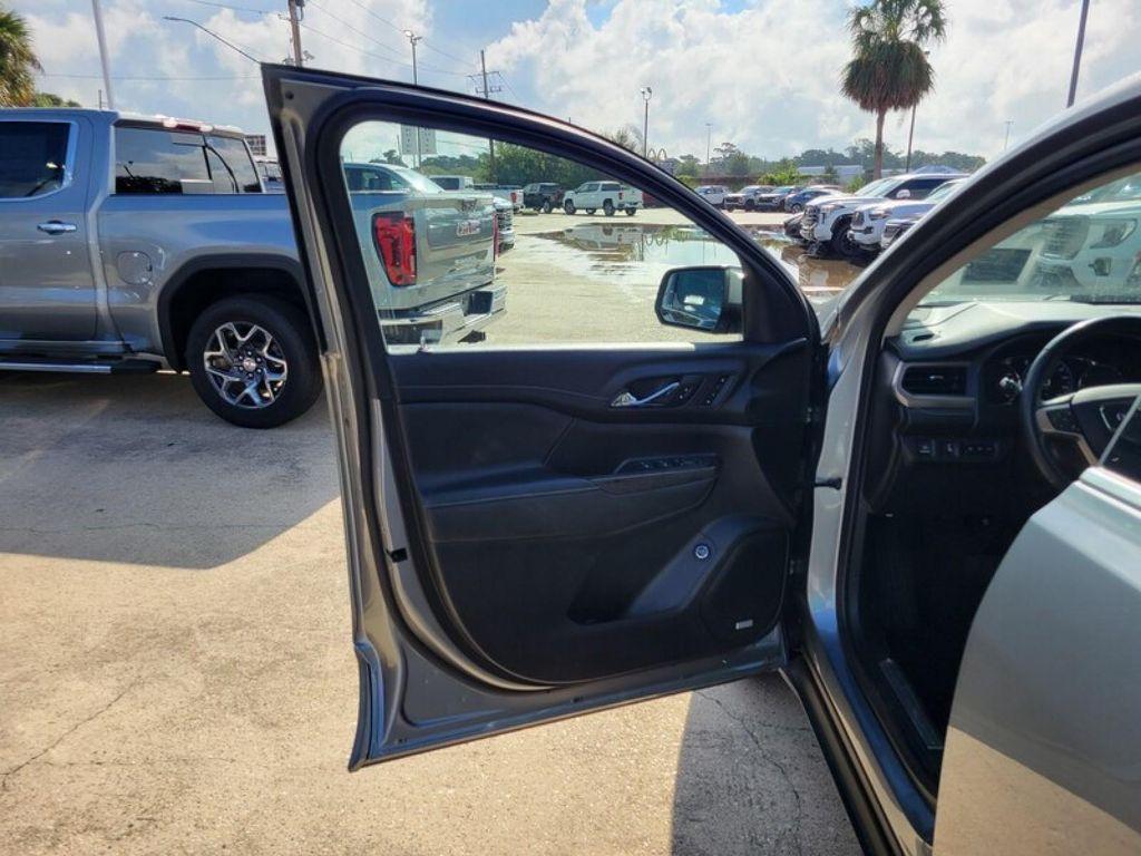 used 2023 GMC Acadia car, priced at $36,995