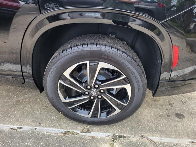 new 2025 Buick Enclave car, priced at $55,025
