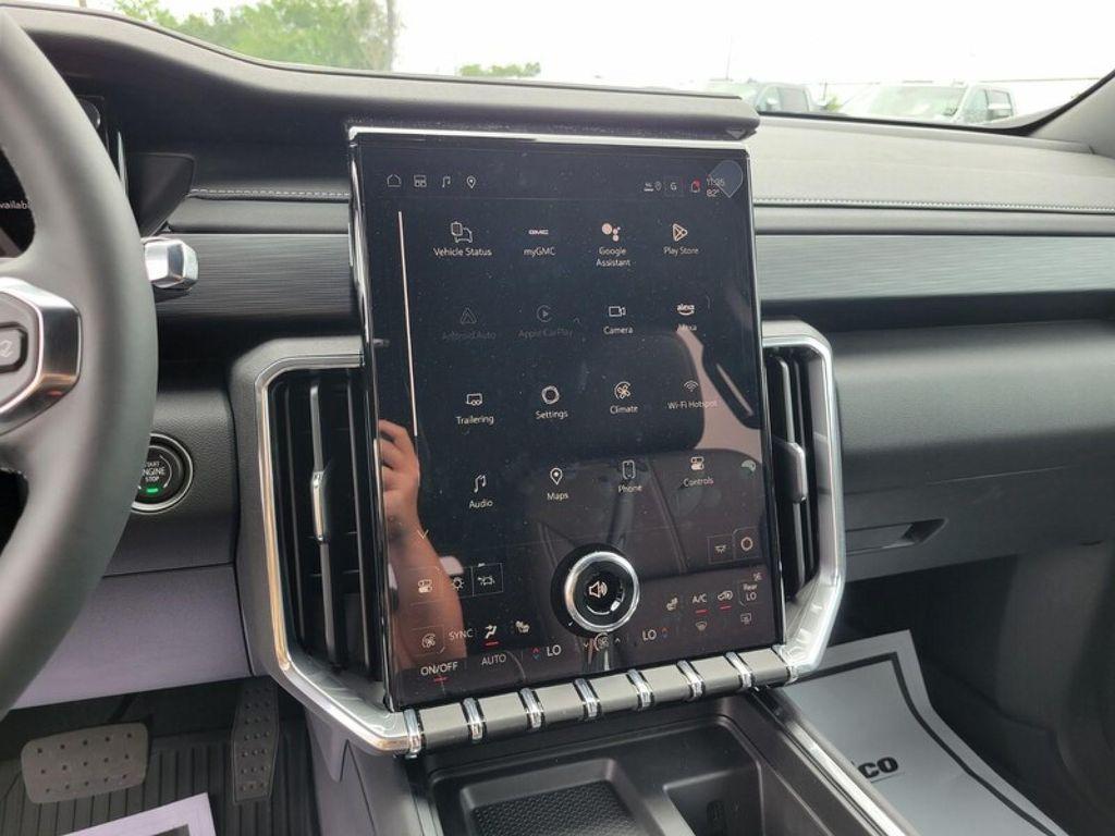 new 2025 GMC Acadia car, priced at $46,155