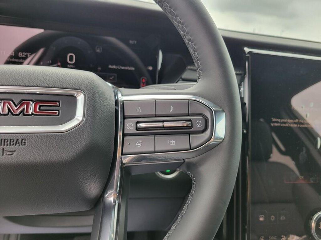 new 2025 GMC Acadia car, priced at $46,155