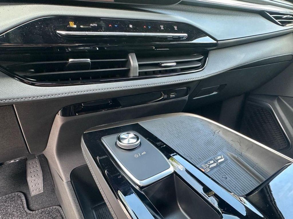 new 2025 Buick Enclave car, priced at $58,075