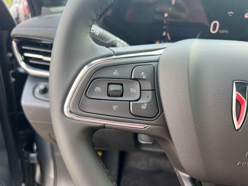 new 2025 Buick Envista car, priced at $29,565
