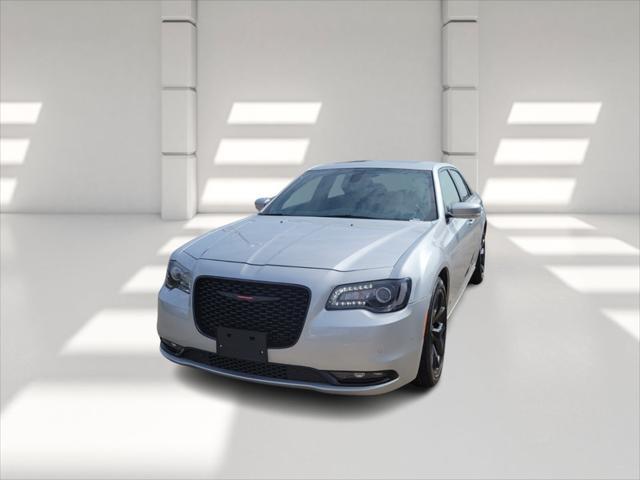 used 2023 Chrysler 300 car, priced at $28,155