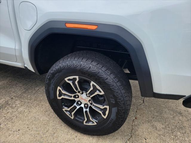new 2025 GMC Canyon car, priced at $45,195