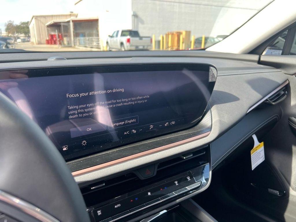 new 2025 Buick Envision car, priced at $40,310