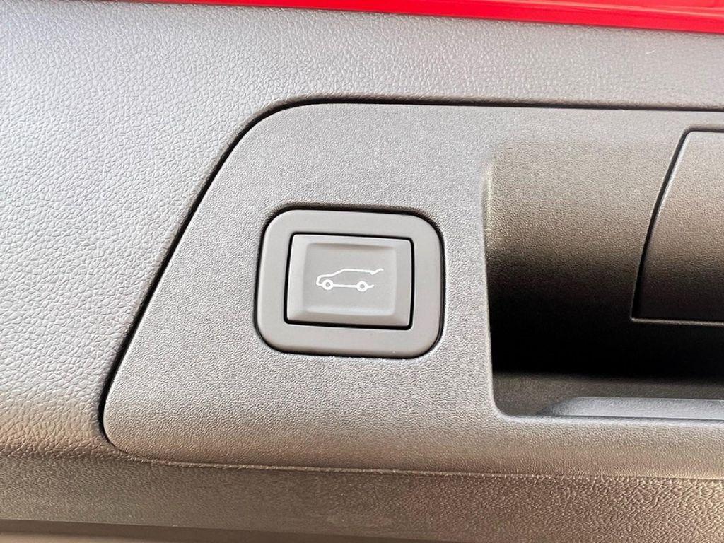 new 2025 Buick Envision car, priced at $40,310