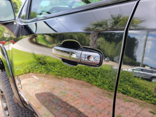 new 2025 GMC Sierra 1500 car, priced at $62,305