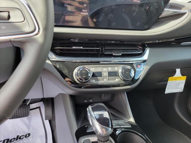new 2025 Buick Envista car, priced at $28,775