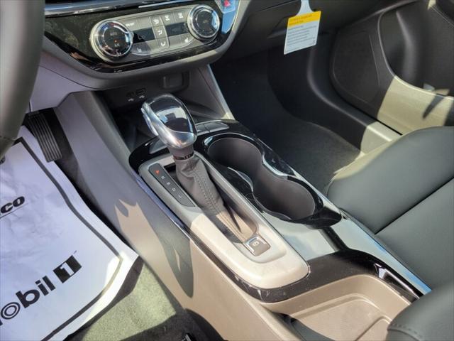 new 2025 Buick Envista car, priced at $28,775