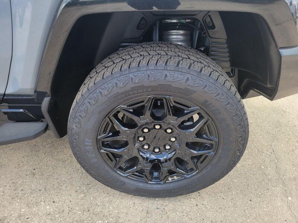 new 2025 GMC HUMMER EV SUV car, priced at $88,020