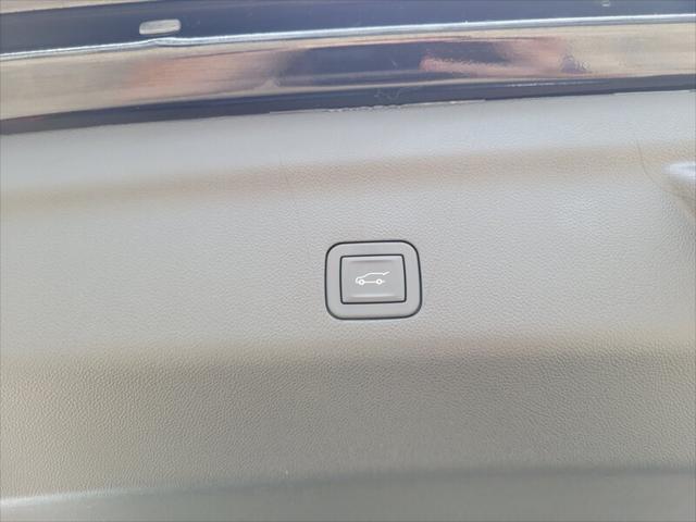 new 2025 GMC Yukon XL car, priced at $103,640