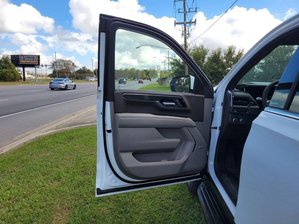 new 2026 GMC Yukon XL car, priced at $71,615