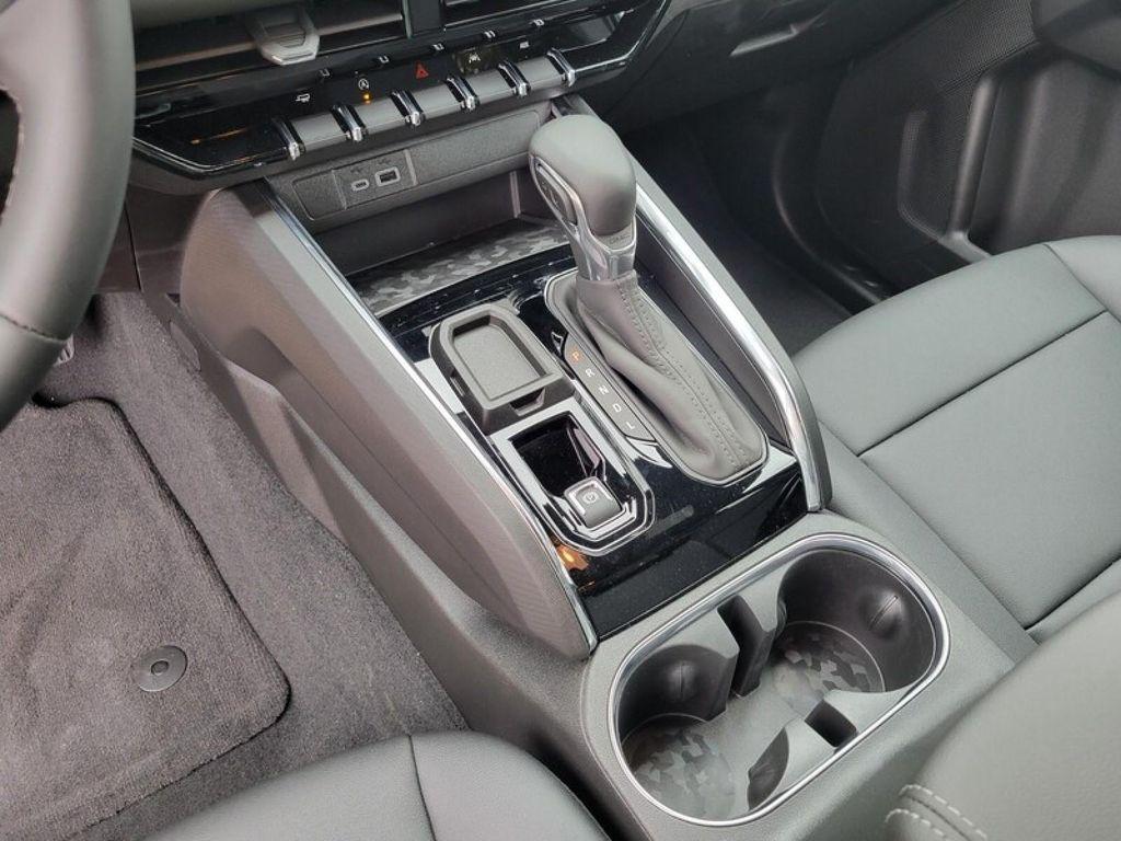 used 2024 GMC Canyon car, priced at $36,975