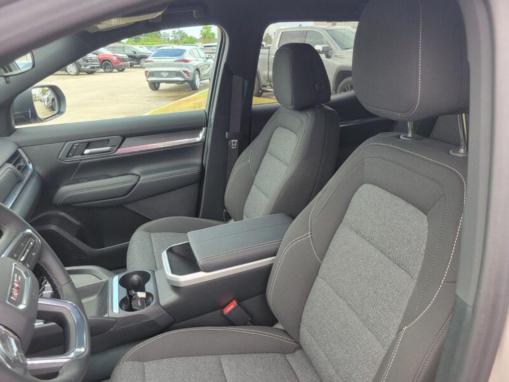 new 2026 GMC Terrain car, priced at $32,235