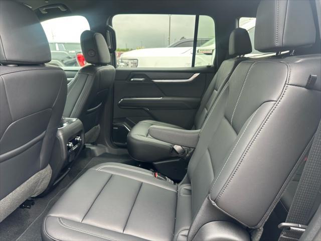 new 2025 GMC Acadia car, priced at $46,325