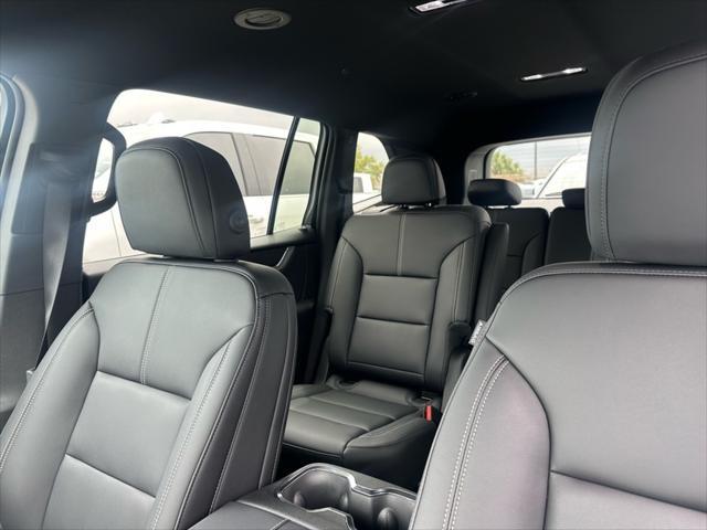 new 2025 GMC Acadia car, priced at $46,325