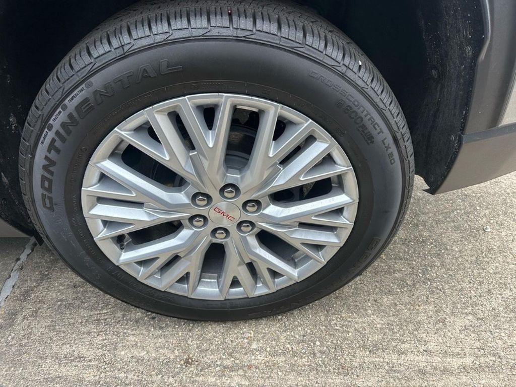 new 2025 GMC Acadia car, priced at $42,325