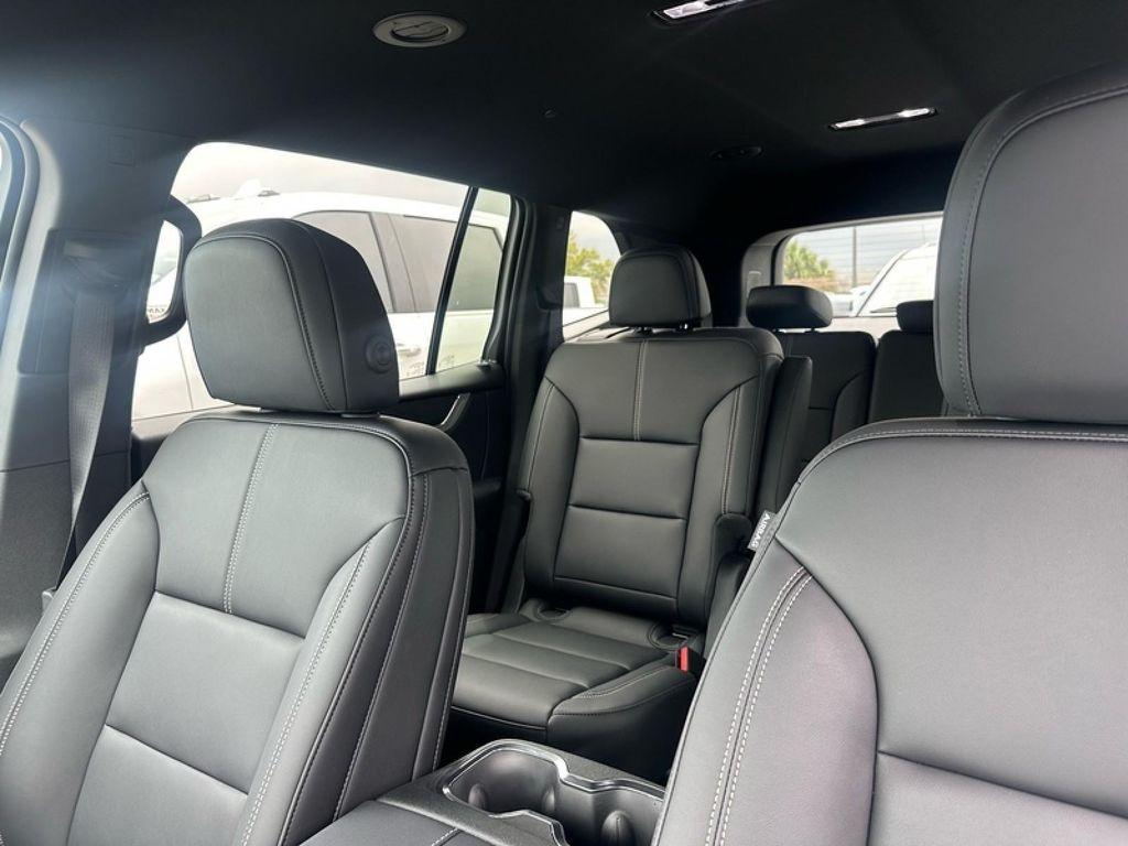 new 2025 GMC Acadia car, priced at $42,325