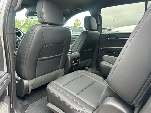new 2025 GMC Acadia car, priced at $46,325