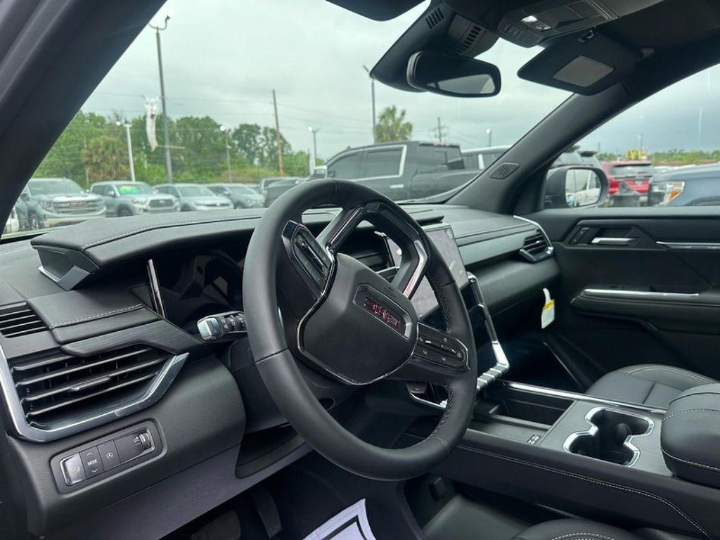 new 2025 GMC Acadia car, priced at $42,325