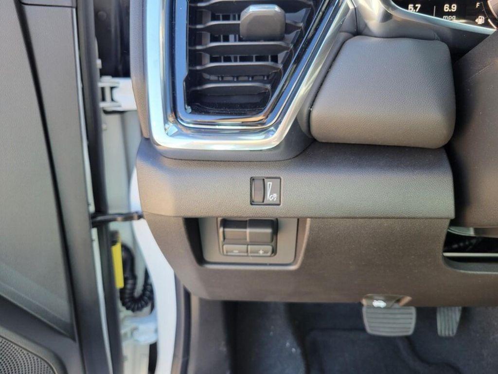 new 2026 GMC Canyon car, priced at $42,580