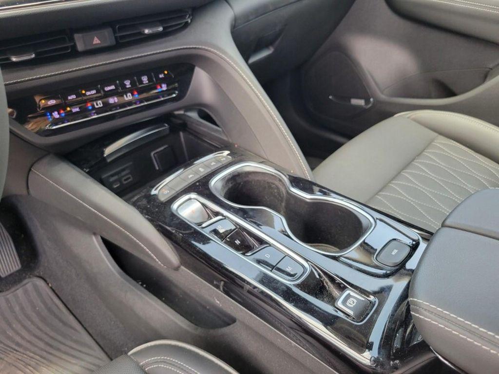 used 2022 Buick Envision car, priced at $27,875