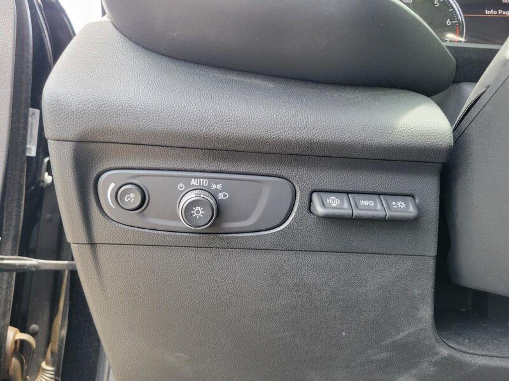 used 2022 Buick Envision car, priced at $27,875