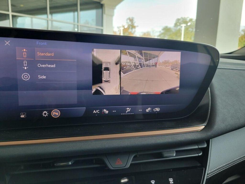 new 2025 Buick Envision car, priced at $40,310