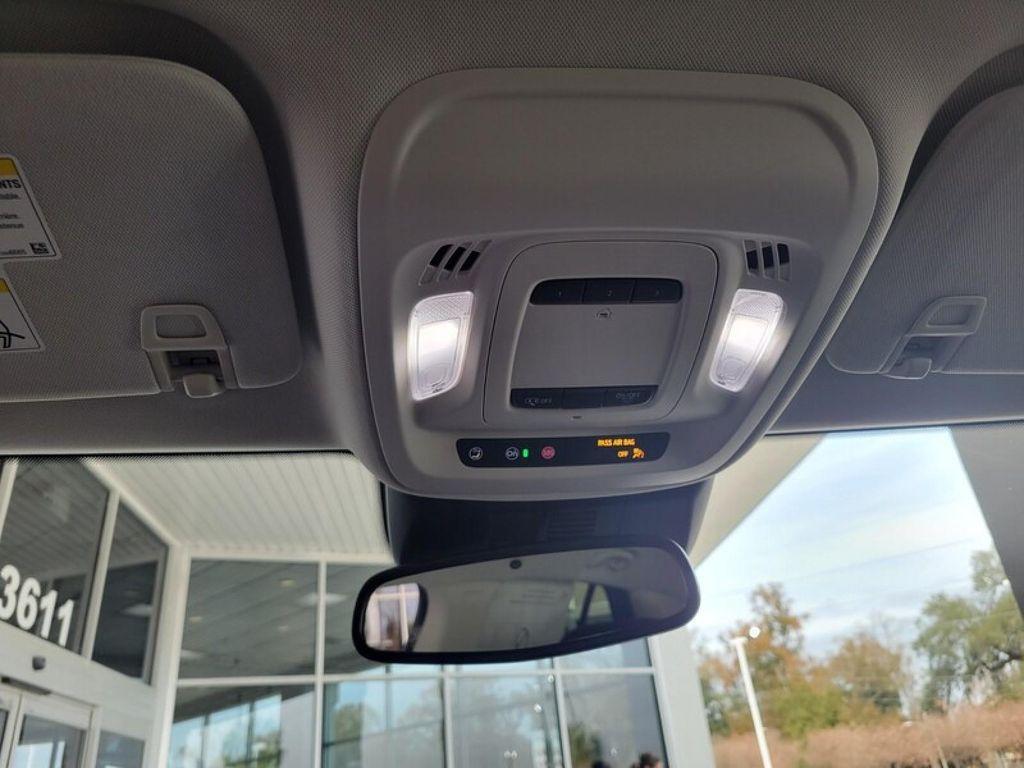 new 2025 Buick Envision car, priced at $40,310