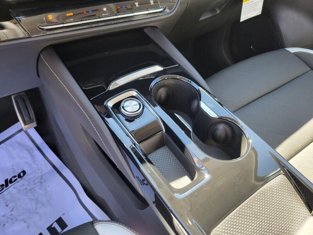 new 2025 Buick Envision car, priced at $36,740