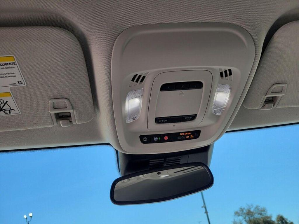 new 2025 Buick Envision car, priced at $36,740