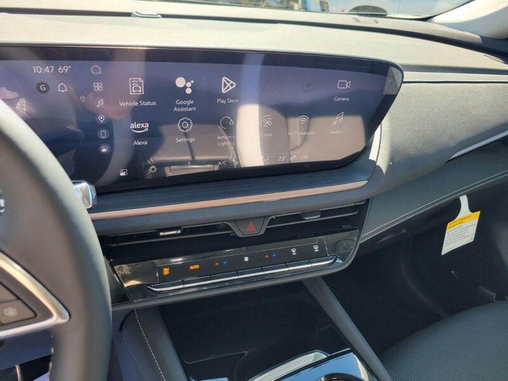 new 2025 Buick Envision car, priced at $36,740