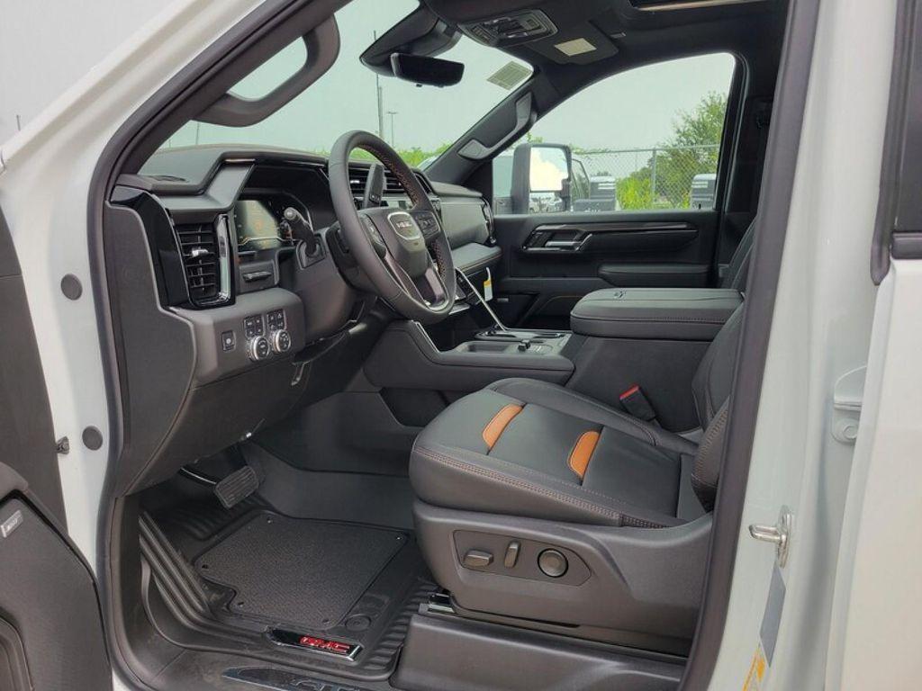 new 2025 GMC Sierra 2500 car, priced at $81,475
