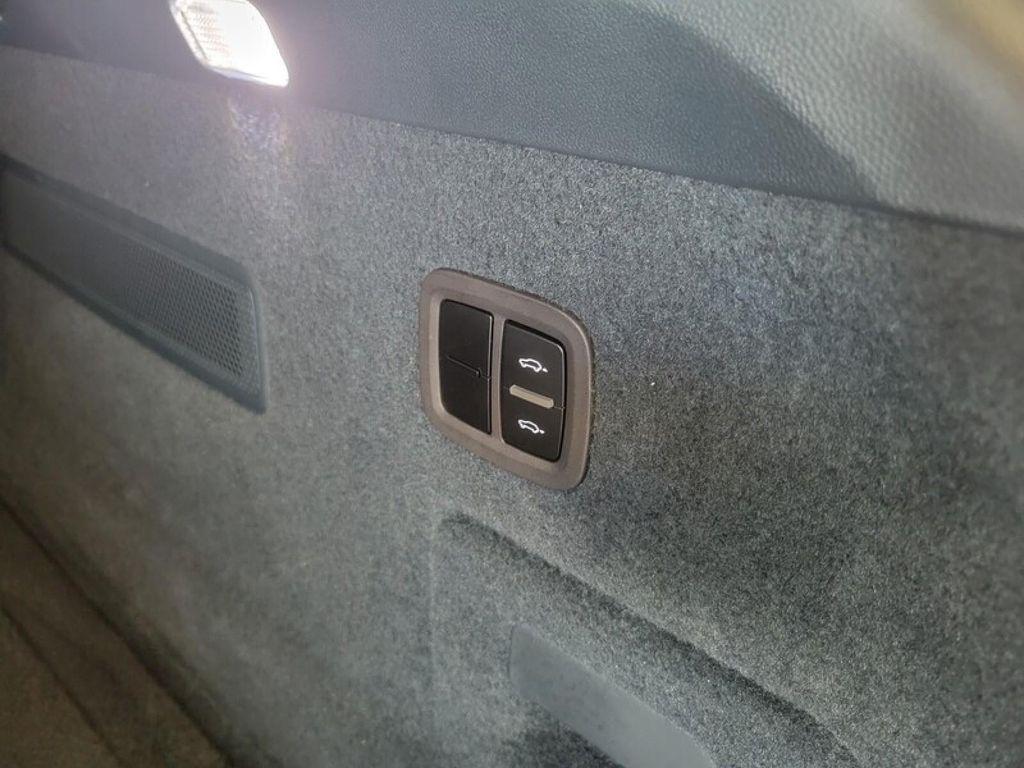 used 2022 Porsche Cayenne car, priced at $78,495