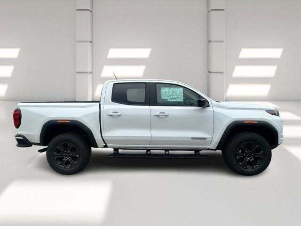 new 2025 GMC Canyon car, priced at $38,775