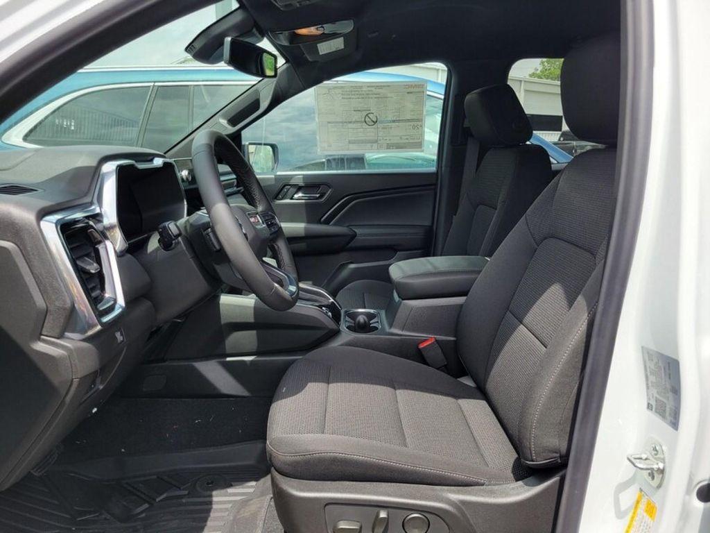 new 2025 GMC Canyon car, priced at $38,775