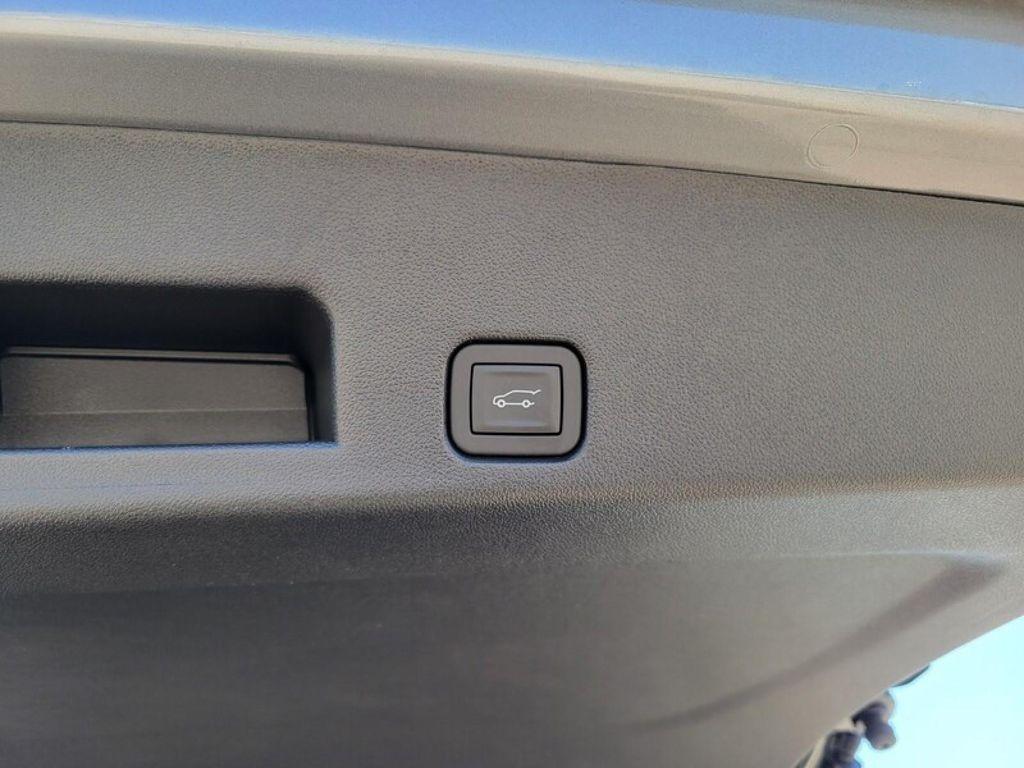 new 2025 GMC Acadia car, priced at $42,970