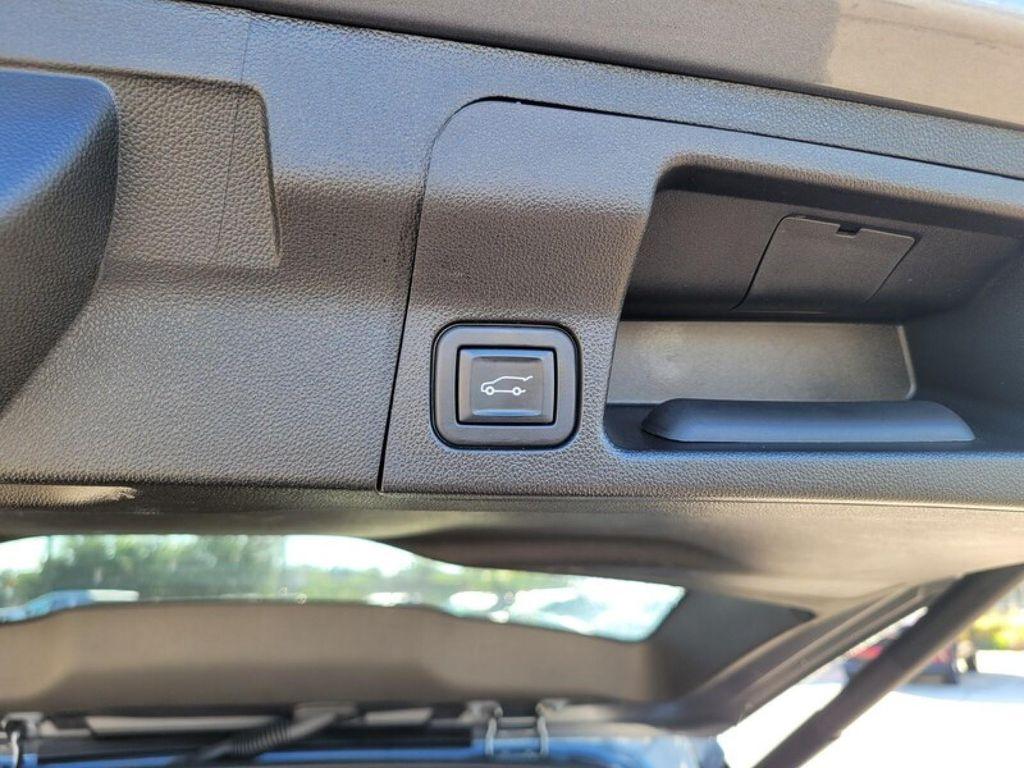 used 2022 GMC Acadia car, priced at $27,485