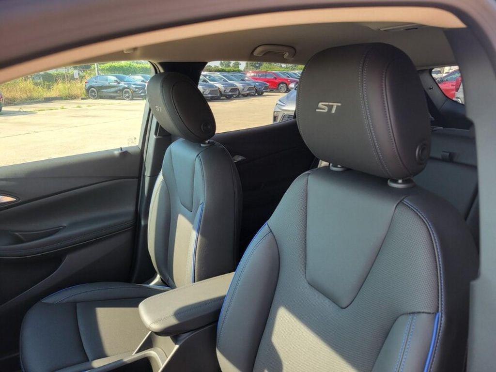 new 2026 Buick Encore GX car, priced at $30,345