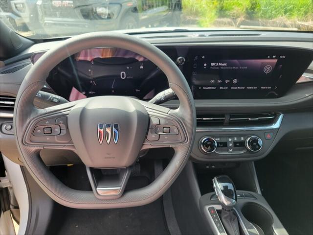 new 2025 Buick Envista car, priced at $25,195