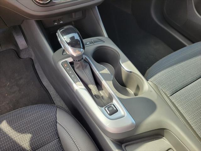 new 2025 Buick Envista car, priced at $25,195