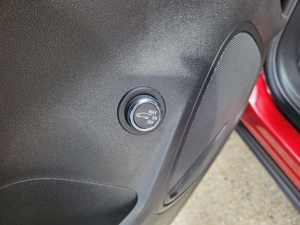 used 2023 Buick Envision car, priced at $23,265