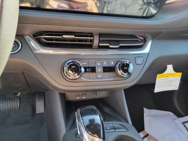 new 2025 Buick Envista car, priced at $27,030