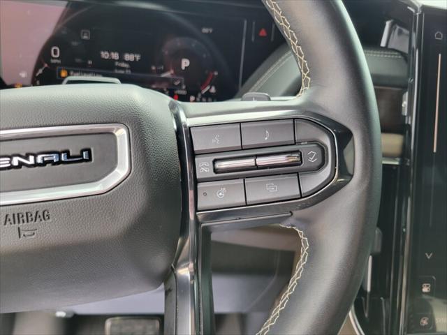 used 2025 GMC Yukon car, priced at $97,475