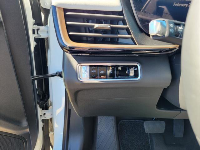 new 2025 Buick Envision car, priced at $45,195
